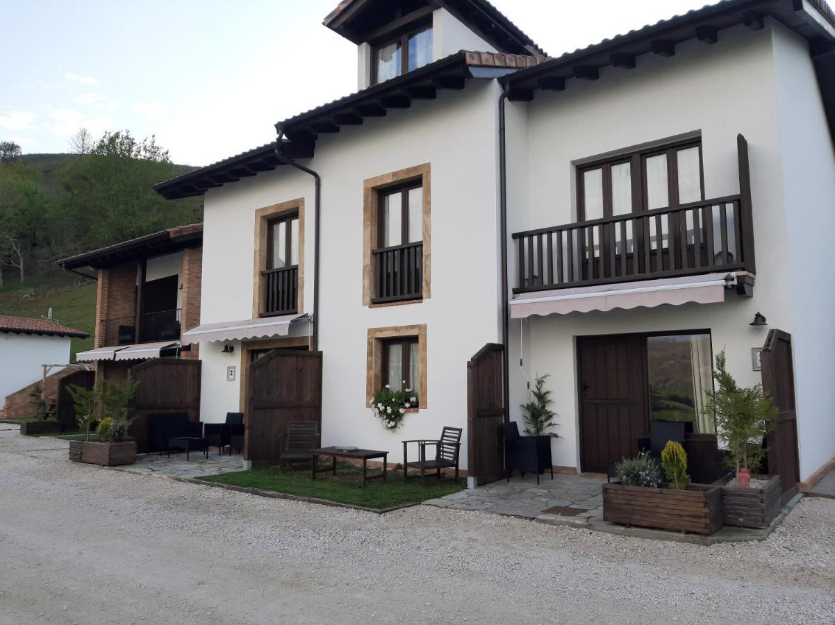Apartamentos El Llanin Onís Exteriér fotografie