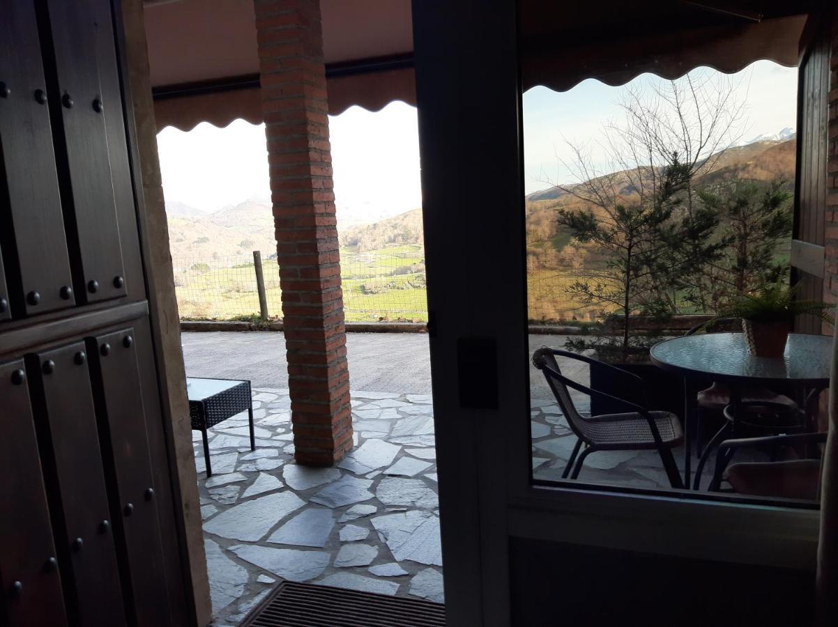 Apartamentos El Llanin Onís Exteriér fotografie