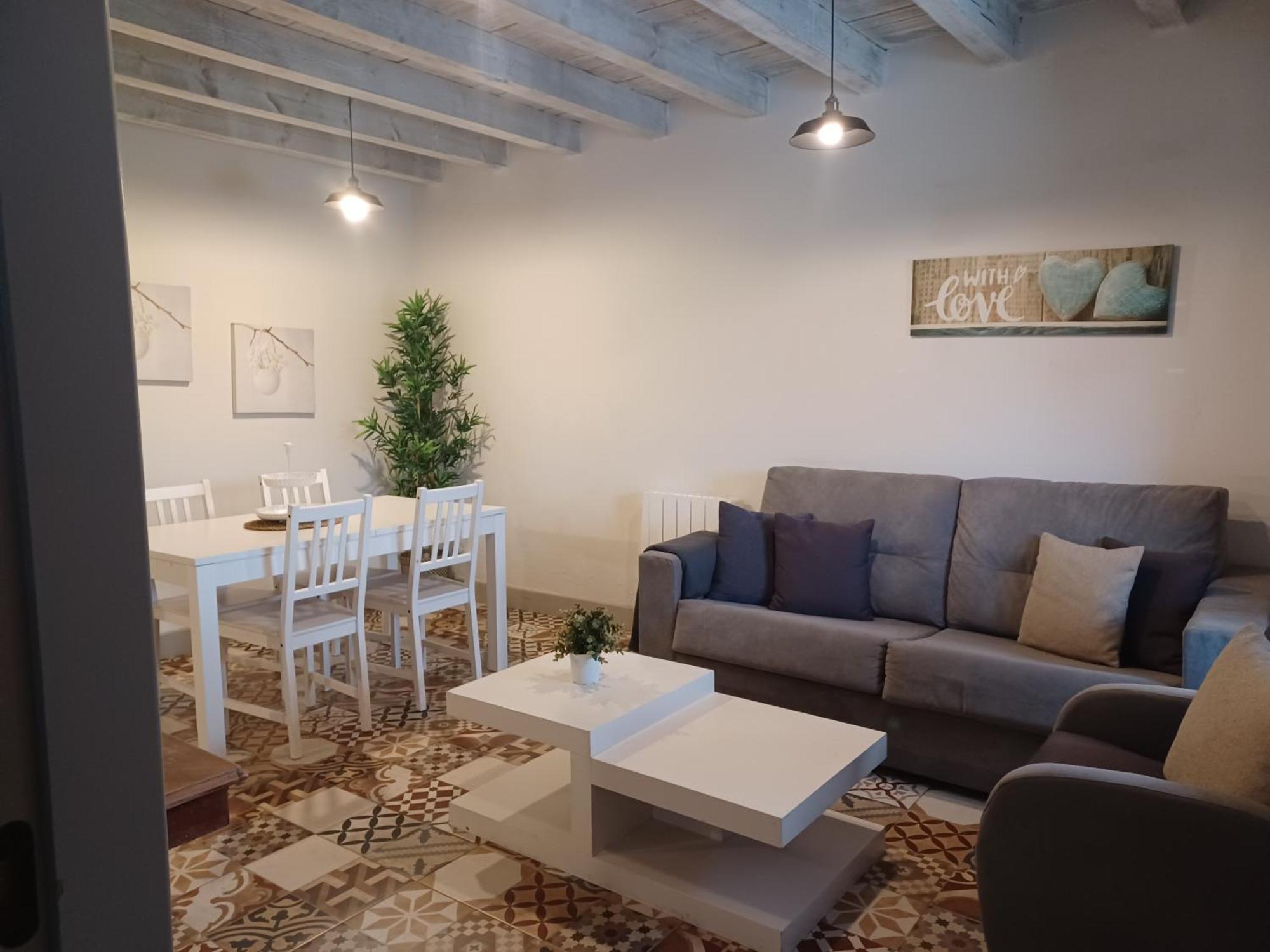 Apartamentos El Llanin Onís Pokoj fotografie
