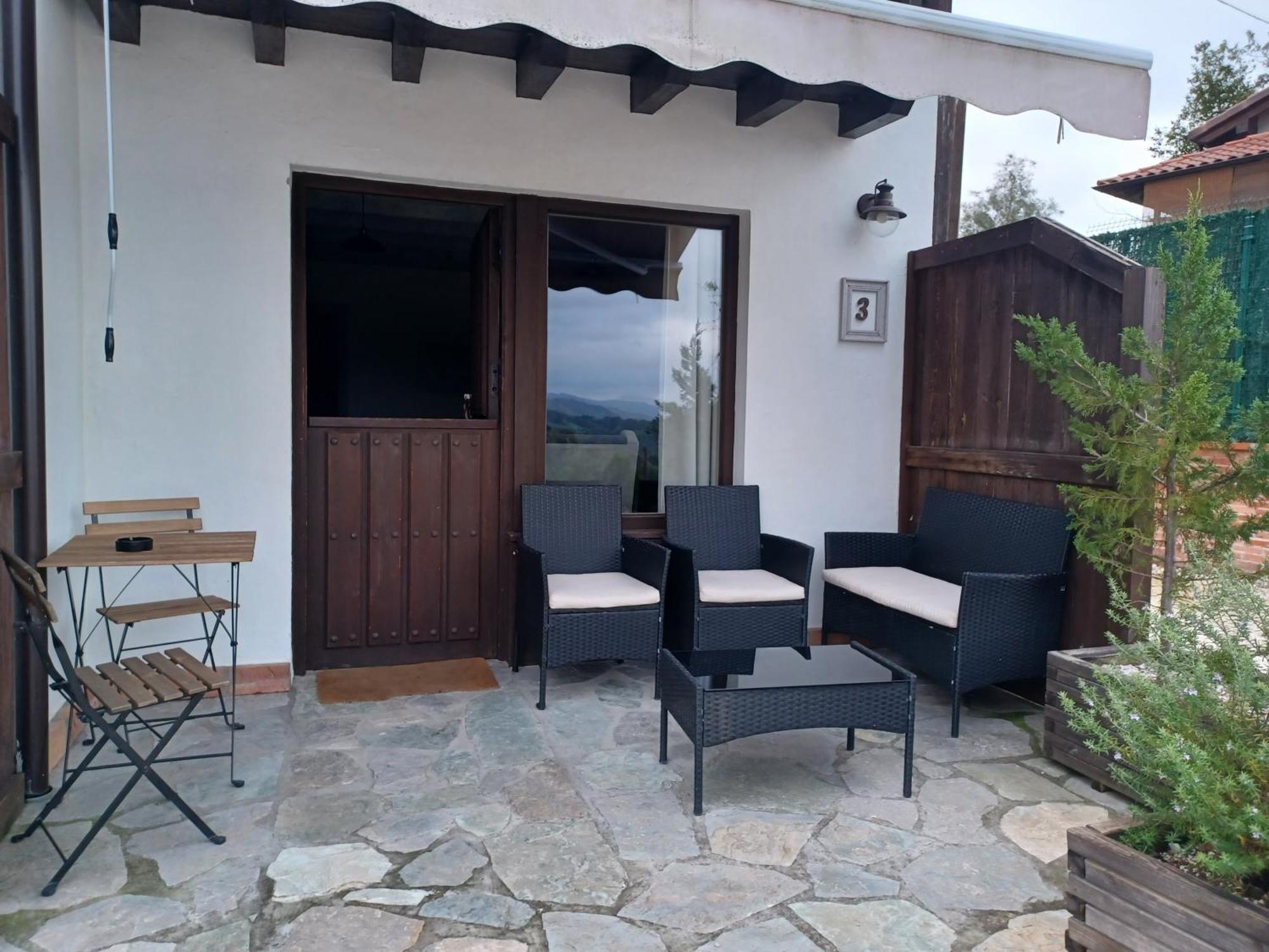Apartamentos El Llanin Onís Pokoj fotografie