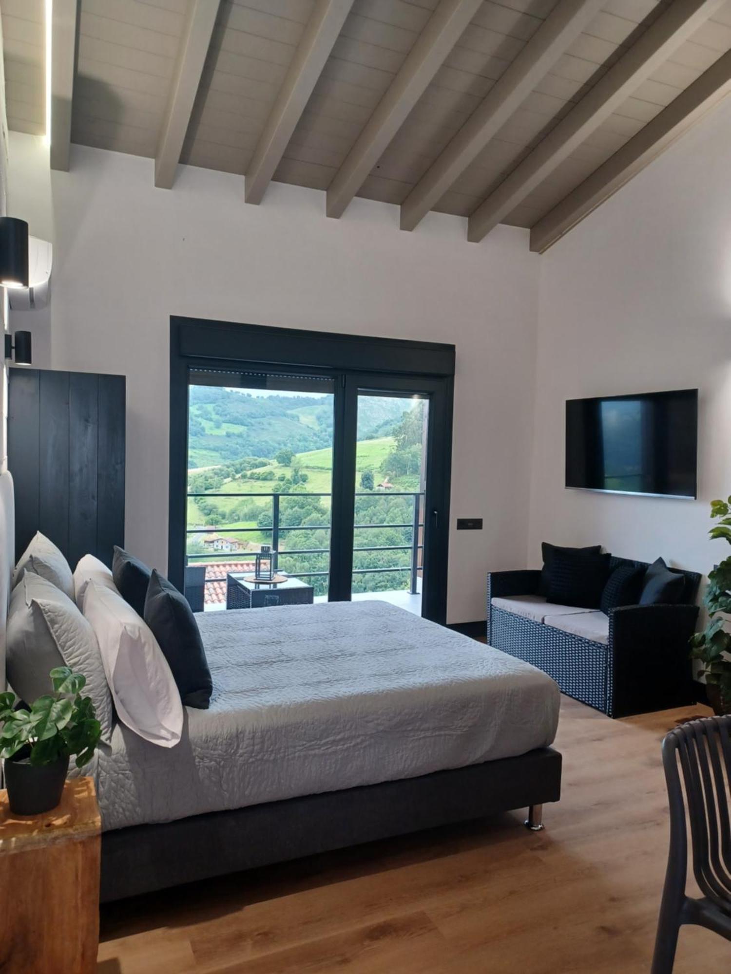 Apartamentos El Llanin Onís Exteriér fotografie
