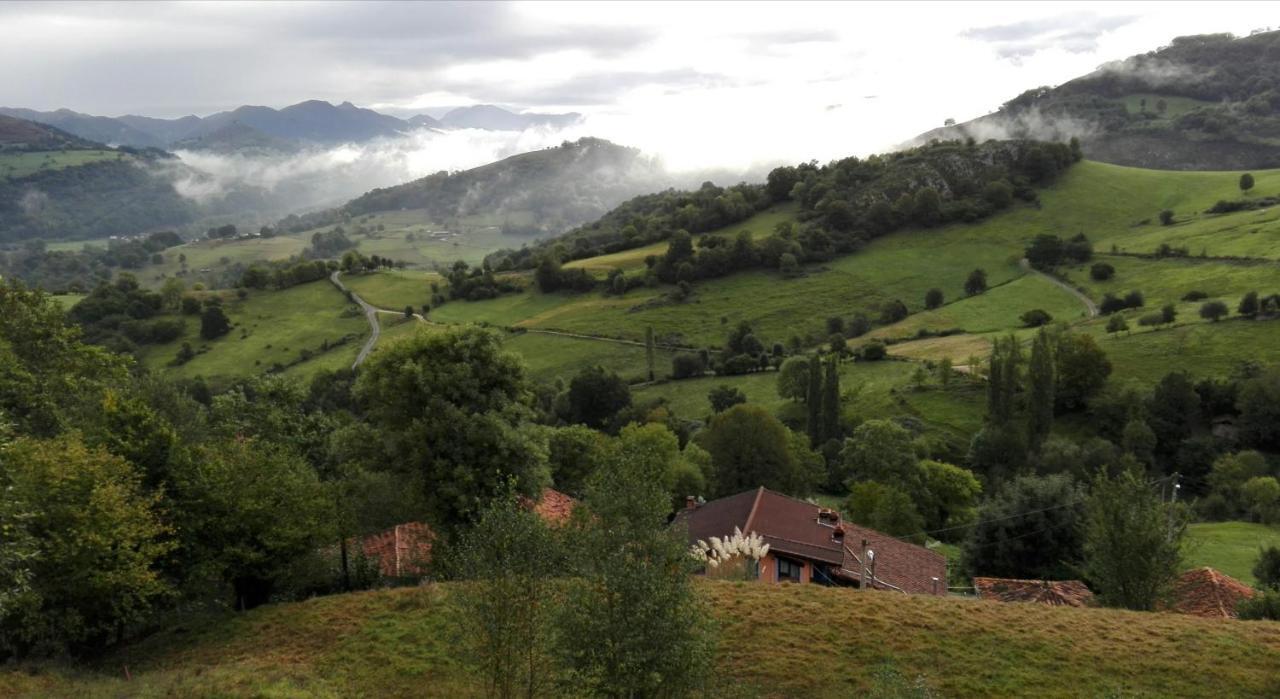 Apartamentos El Llanin Onís Exteriér fotografie